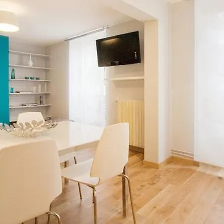 Montmartre Abbesses-artist Village Apartment
